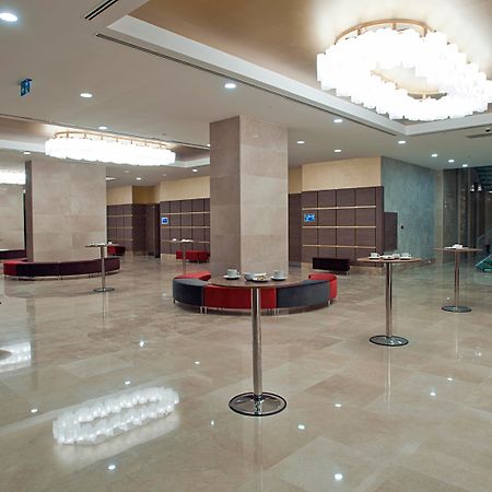 Cevahir Hotel Istanbul Asia Bagian luar foto Lobby