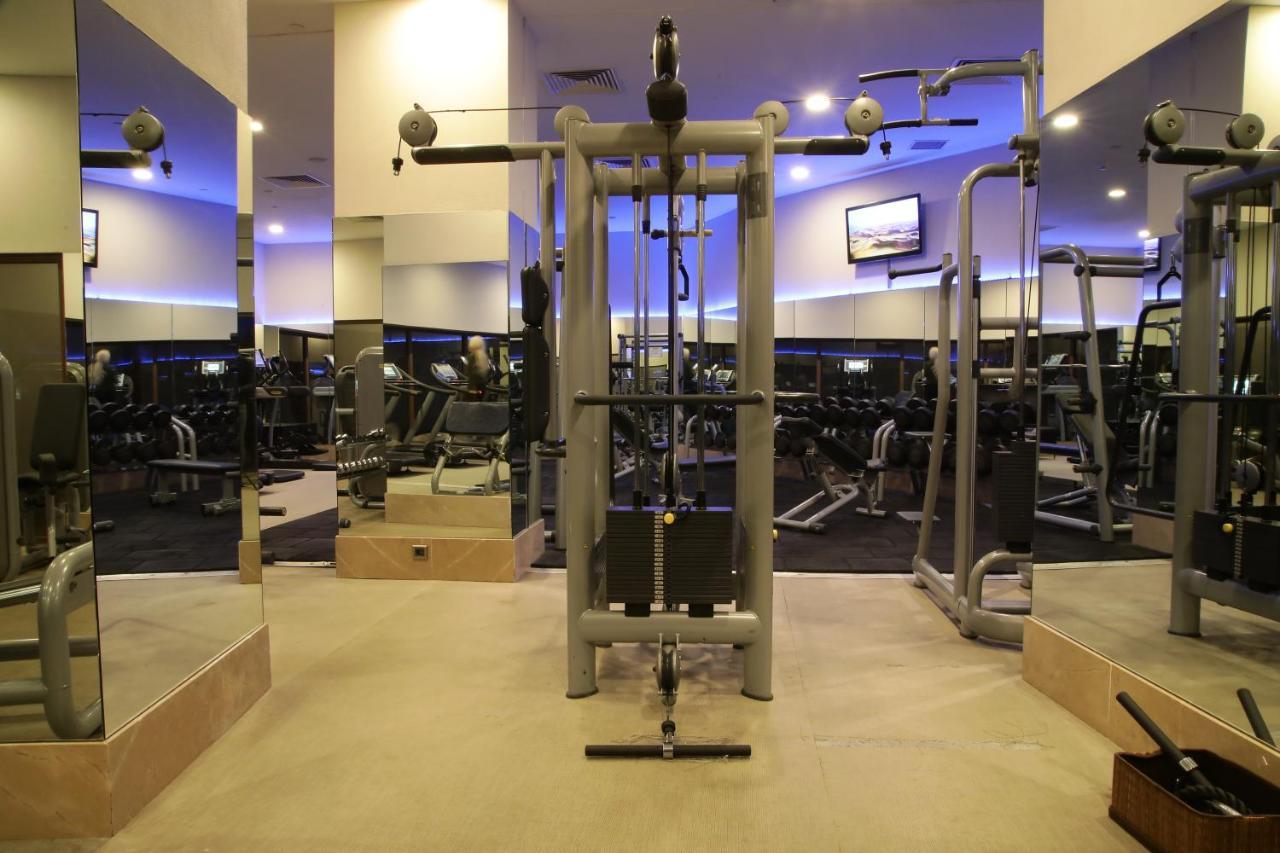 Cevahir Hotel Istanbul Asia Bagian luar foto The gym at the hotel